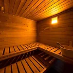 Hotel Les Terrasses De - & - Restaurant & Saumur