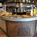 Les Terrasses De - & - Restaurant & 索米尔