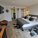Les Terrasses De - & - Restaurant & Otel 3*