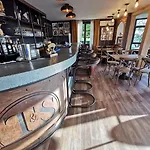 Les Terrasses De - & - Restaurant & 索米尔