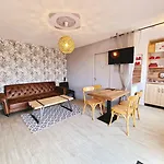 Les Terrasses De - & - Restaurant & 索米尔