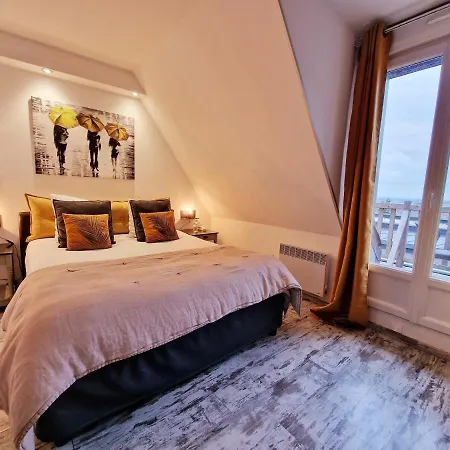 Les Terrasses De - & - Restaurant & 호텔