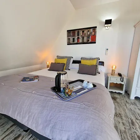 Les Terrasses De - & - Restaurant & 호텔 쏘뮤흐