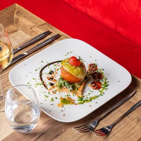 Les Terrasses De - & - Restaurant &