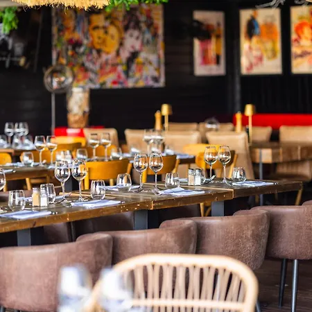 Les Terrasses De - & - Restaurant & Hotel 3*