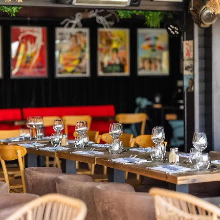 Les Terrasses De - & - Restaurant & 3*