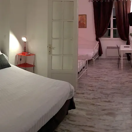 호텔 Les Terrasses De - & - Restaurant &