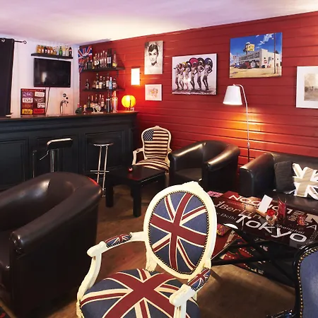 Les Terrasses De - & - Restaurant & 호텔 쏘뮤흐