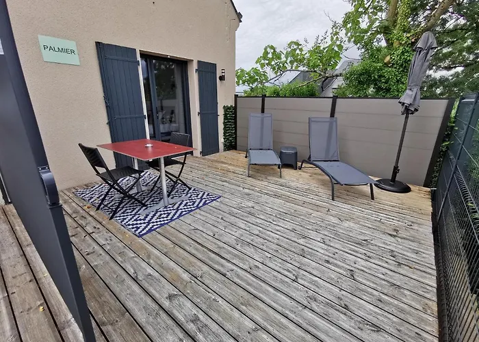 Hotel Les Terrasses De - & - Restaurant & Saumur