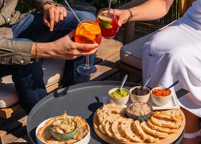 Les Terrasses De - & - Restaurant & Hotel