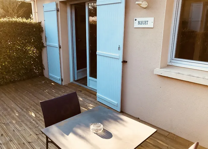 Hotel Les Terrasses De - & - Restaurant & Saumur