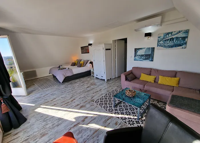 Les Terrasses De - & - Restaurant & Hotel