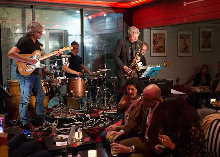 Les Terrasses De - & - Restaurant & Hotel 3*